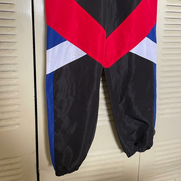 Forever 21 - Picture 2 of 3